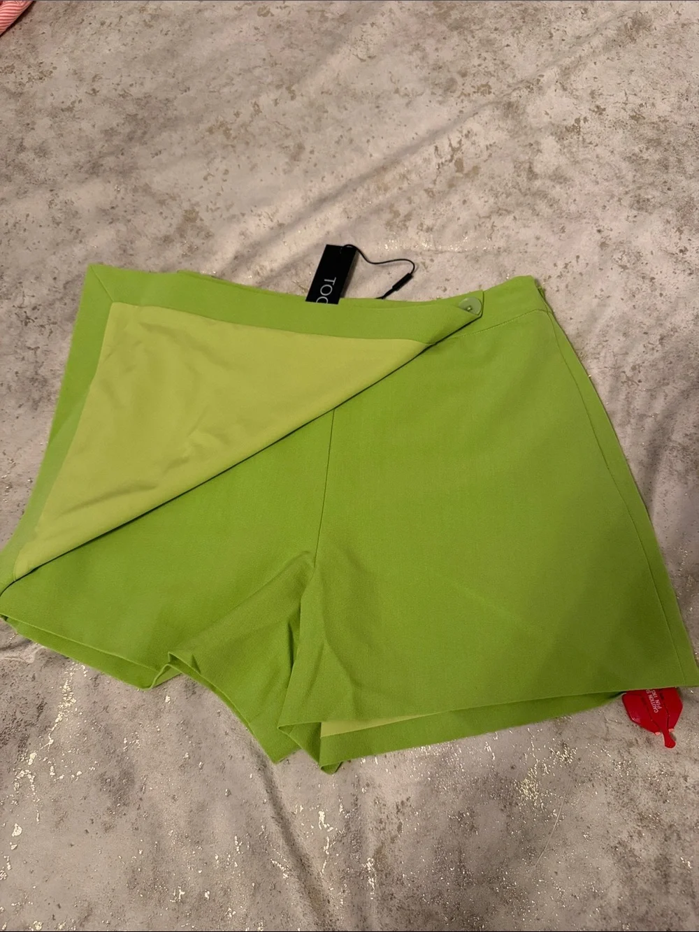 Toccin lime green